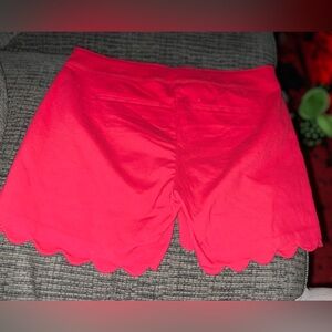 Woman’s shorts